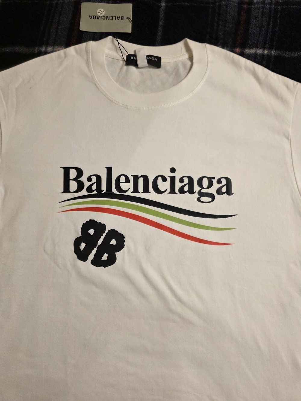 Balenciaga White Graphic Logo Short-Sleeve T-Shirt - Picture 3 of 9